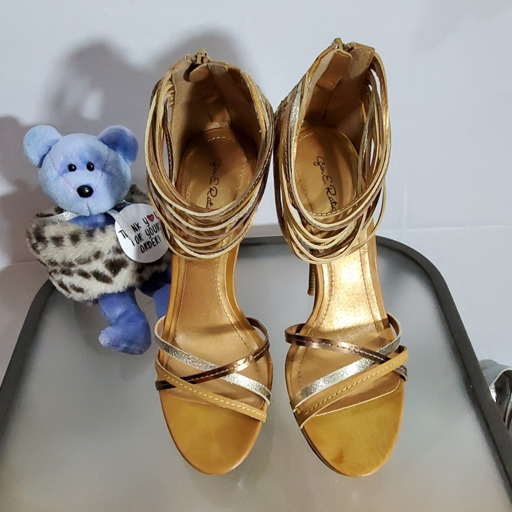 Gen. E Ration Womens Shoe Size 8.5